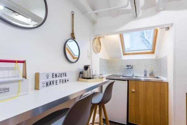Cmg Ledru-rollin - Canal Saint Martin 1 Appartement Parijs